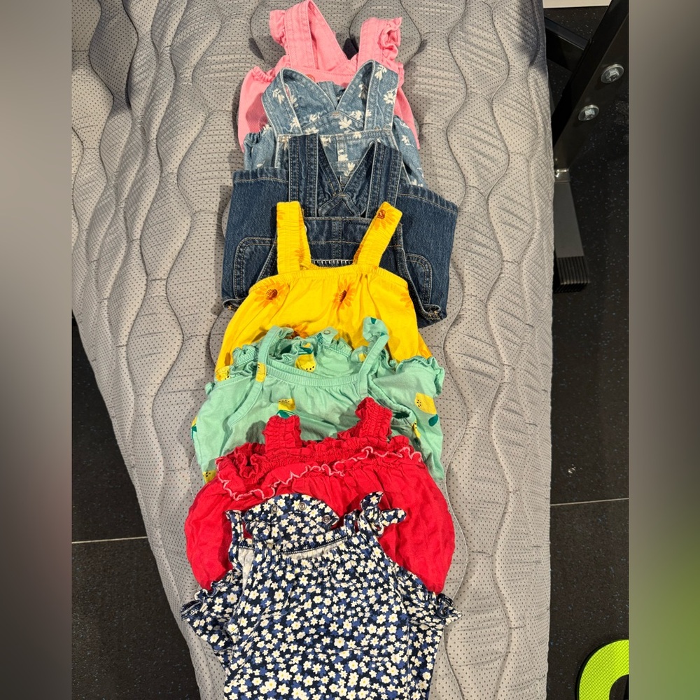 Old Navy Summer Lot